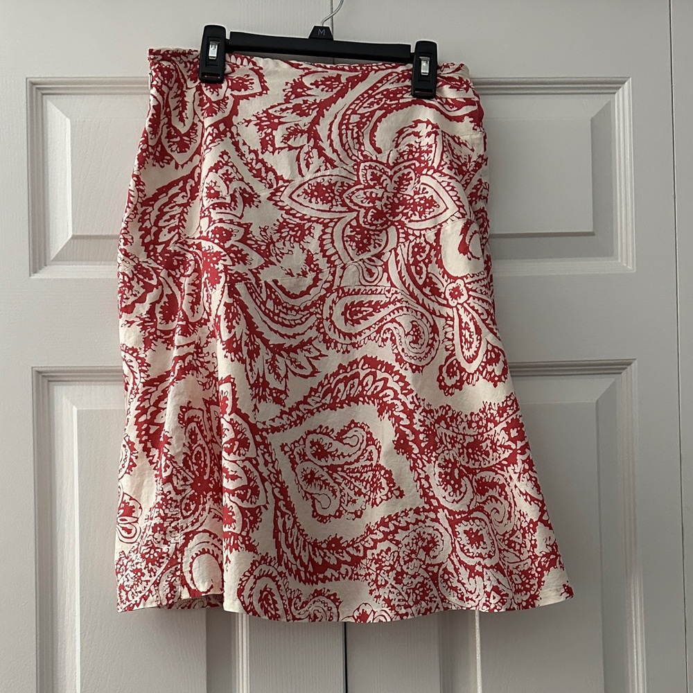 GAP Red and Cream Paisley Midi Skirt Size 1